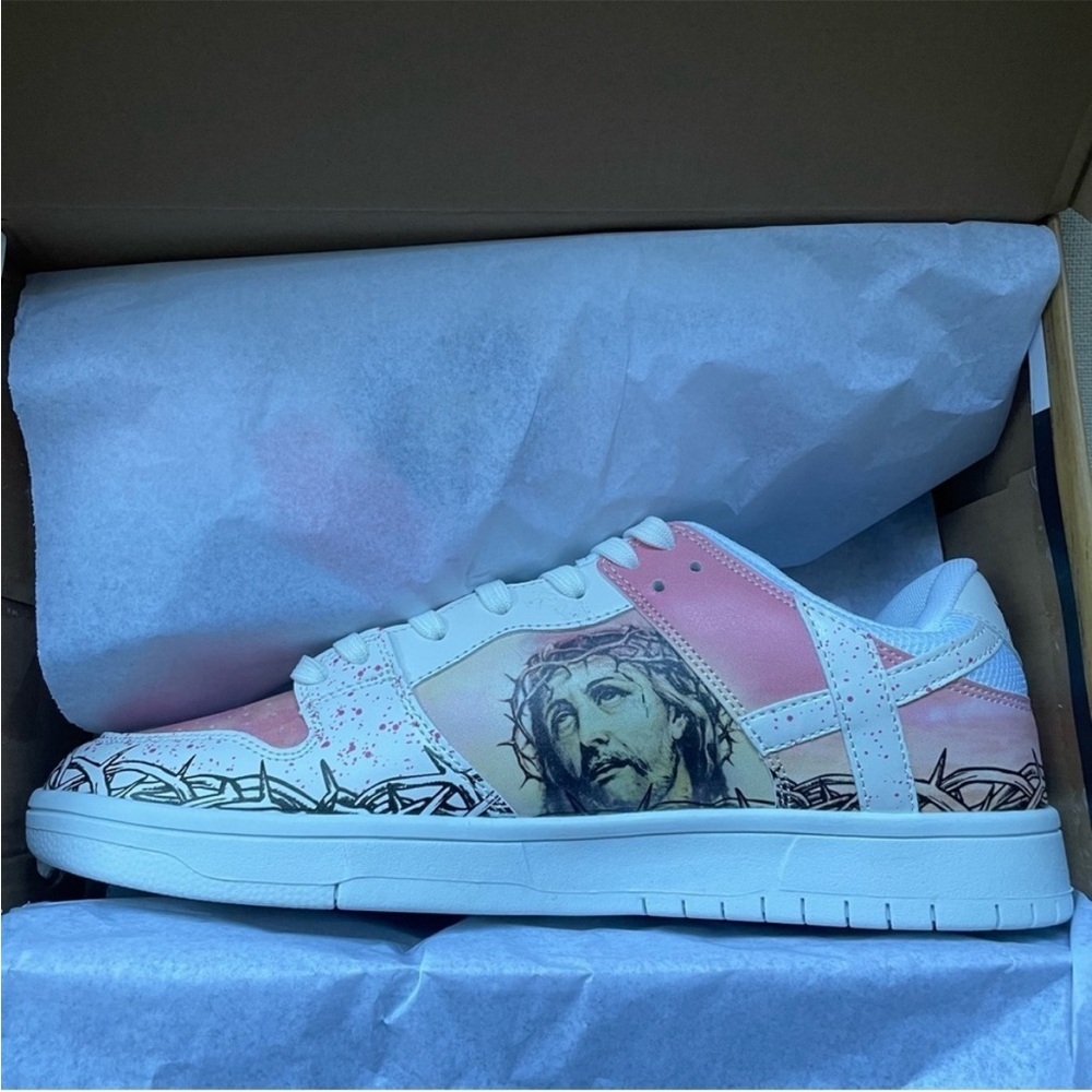 Kito Wares “Passion Of Christ, Resurrection Day low SB Dunk Size (9) - Picture 3 of 6